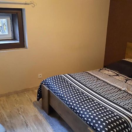Apartament Les Mancelles Condé-sur-Sarthe Zewnętrze zdjęcie
